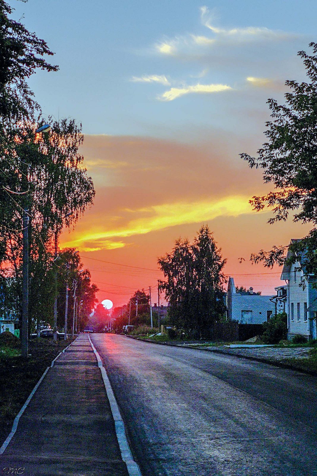 Заход Солнца в Тутаеве - Ярославская область